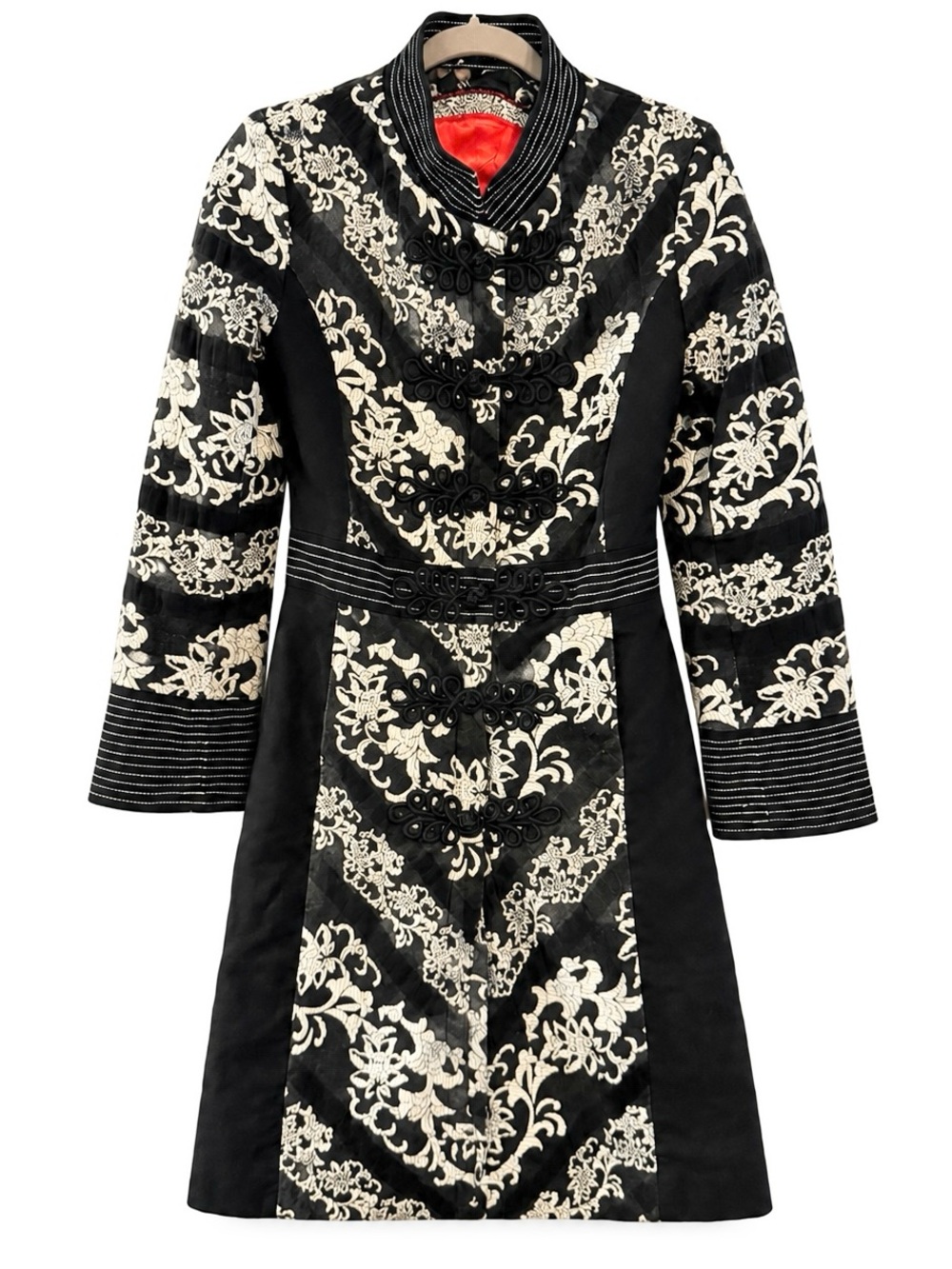 GORGEOUS! St-Martins Collect Black & Cream Damask Frog Closure Kantha Jacket